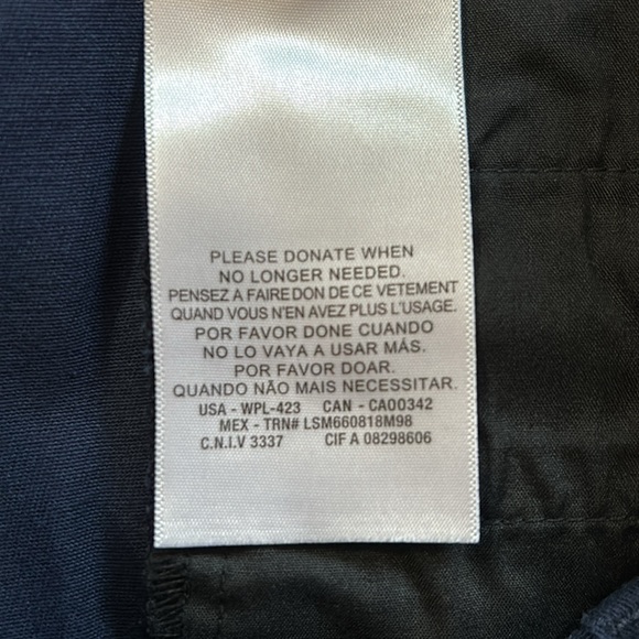 NWT Dockers Womens Ideal Fit Shorts Sz 6 Dark Navy Blue - Picture 8 of 13